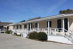 Exterior of Pony Island Motel
