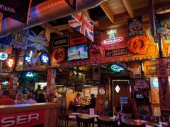 Howard&#039;s Pub photo